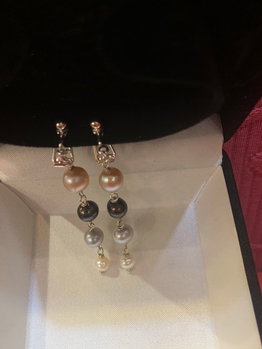 Boucles D'oreilles Pendantes 3 Perles De Culture Eau Douce - Création G.GAS ARTIST - Neuf Avec étiquettes