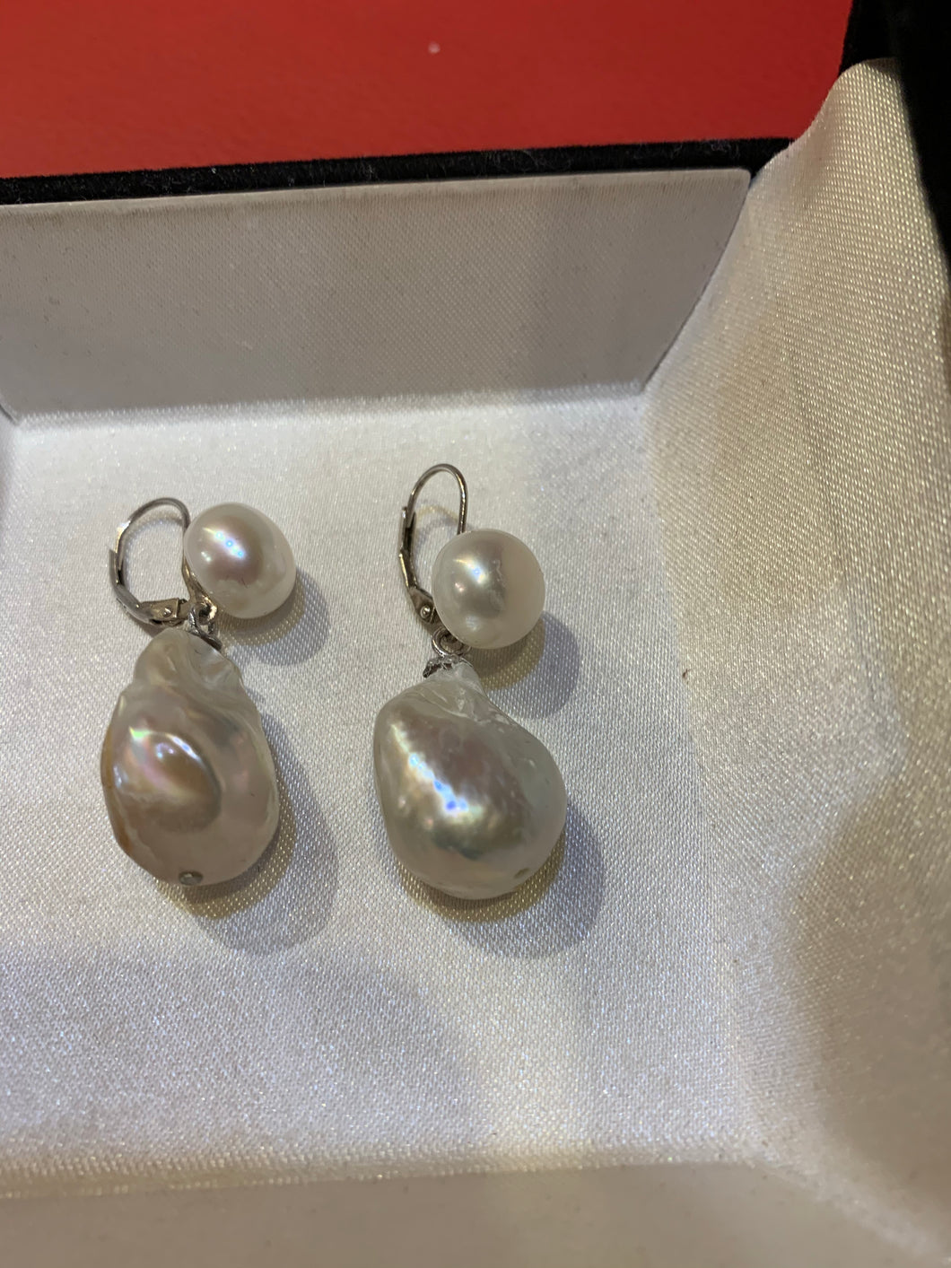 Boucle d’oreille en perles baroque(Bo085)