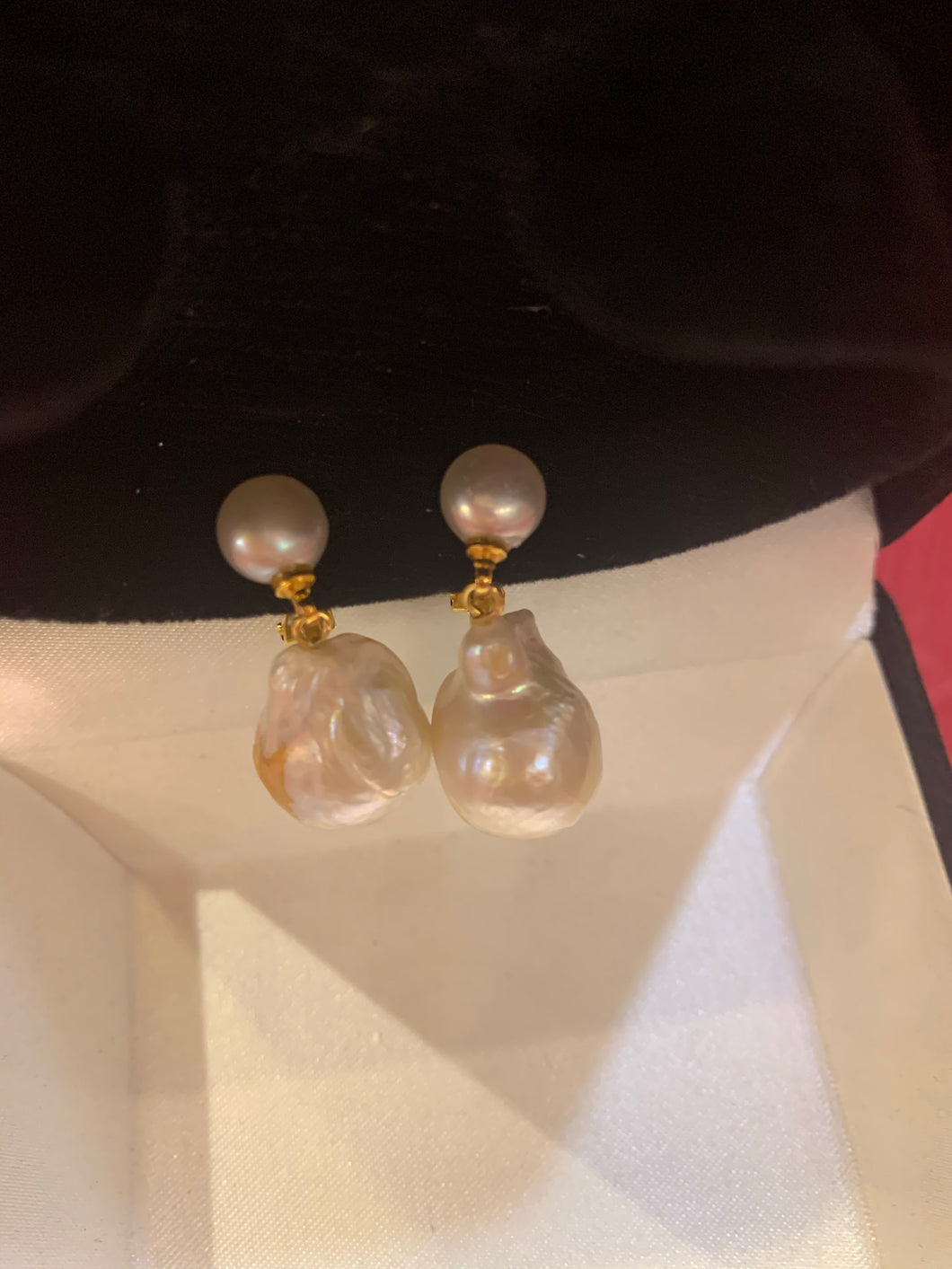Boucle d’oreille en perles baroque(Bo082)
